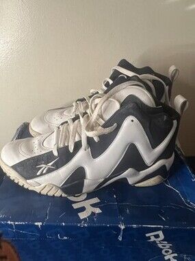 Size 13- Reebok Kamikaze 2 Mid Blue